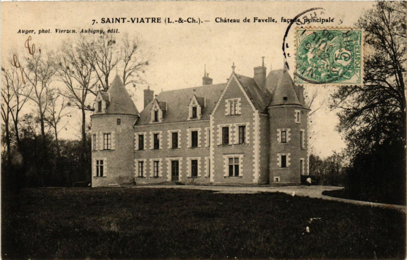 Carte postale ancienne Saint-Viatre - Chateau de Favelle facade principale à Saint-Viâtre