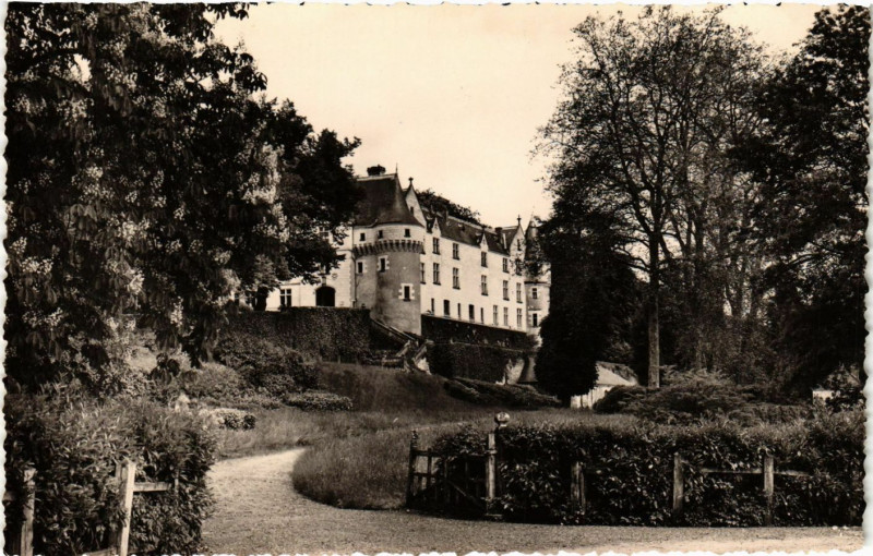 Carte postale ancienne Chissay - Le Chateau