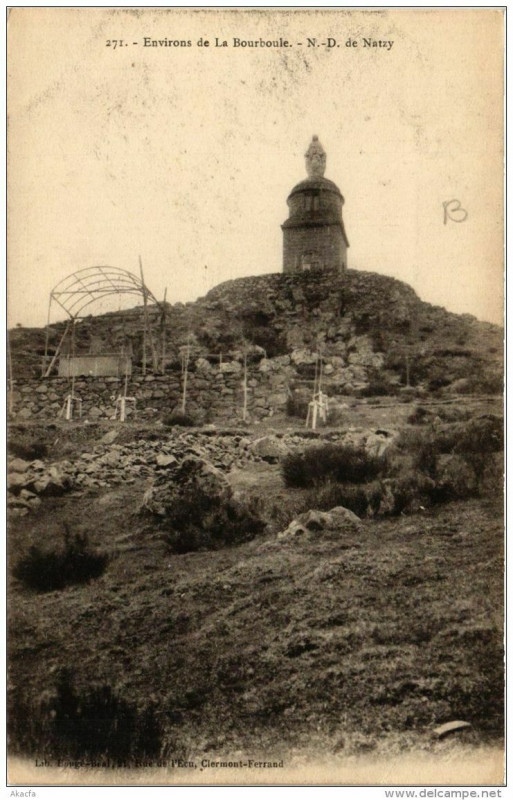 Carte postale ancienne Env. de La Bourboule N D. de Natzy à La Bourboule