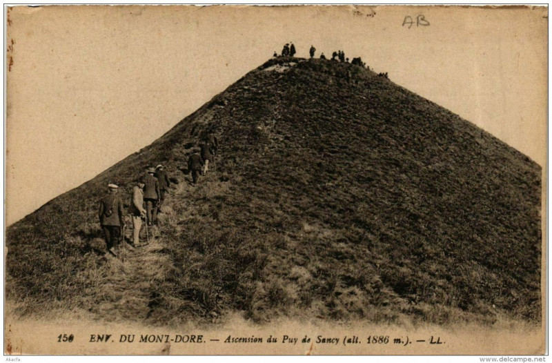 Carte postale ancienne Env. du Mont-Dore Ascension du Puy de Sancy à Mont-Dore