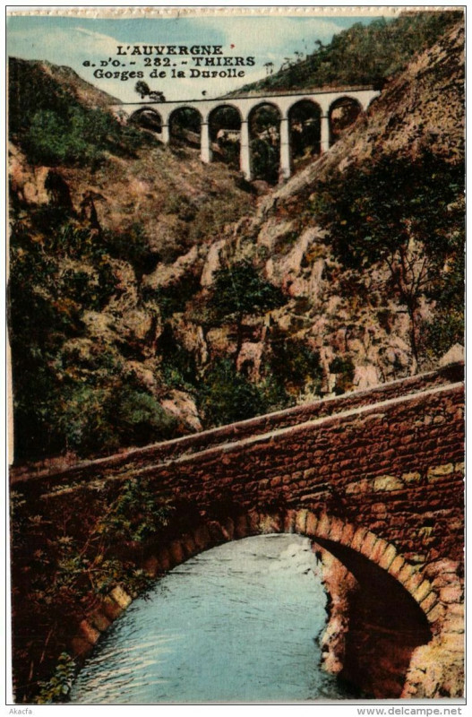 Carte postale ancienne Thiers Gorges de la Durolle à Thiers