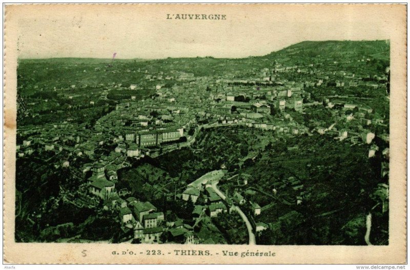 Carte postale ancienne Thiers Vue Generale à Thiers