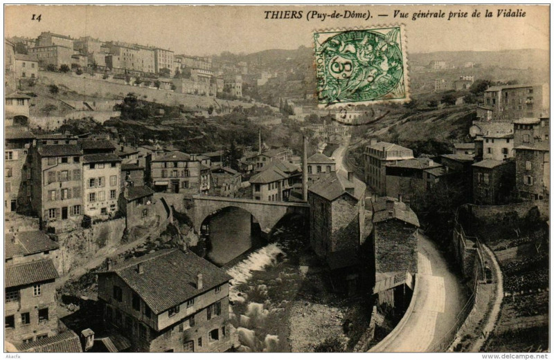 Carte postale ancienne Thiers Vue Generale prise de la Vidalie à Ris