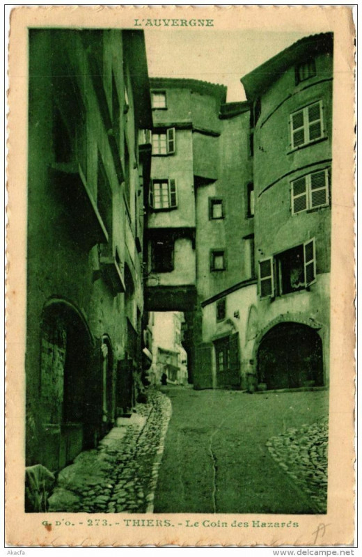 Carte postale ancienne Thiers Le Coin des Hazards à Thiers