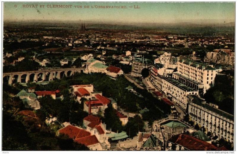 Carte postale ancienne Royat et Clermont vus de l'Observatoire à Royat