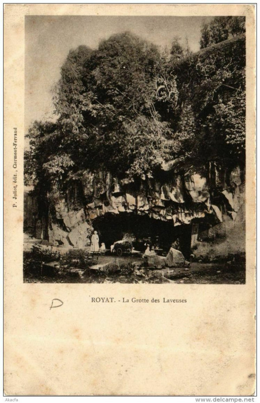 Carte postale ancienne Royat La Grotte des Laveuses à Royat