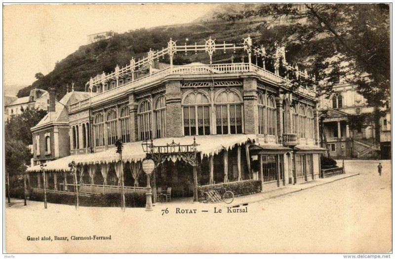 Carte postale ancienne Royat Le Kursal à Royat