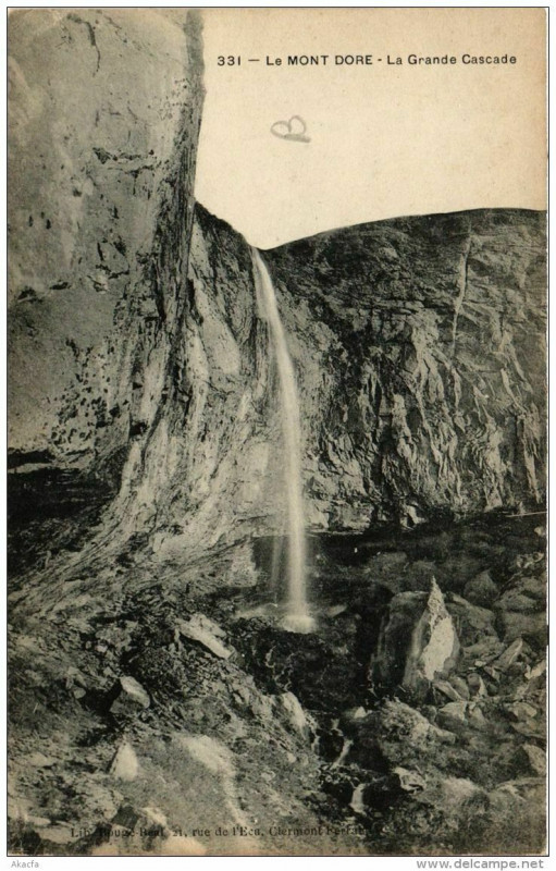 Carte postale ancienne Le Mont-Dore La Grande Cascade à Mont-Dore