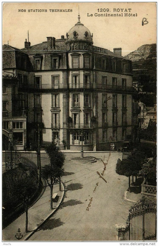 Carte postale ancienne Royat Le Continental Hotel à Royat