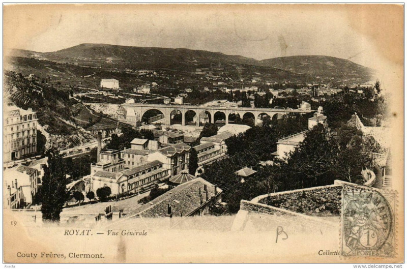 Carte postale ancienne Royat Vue Generale à Royat