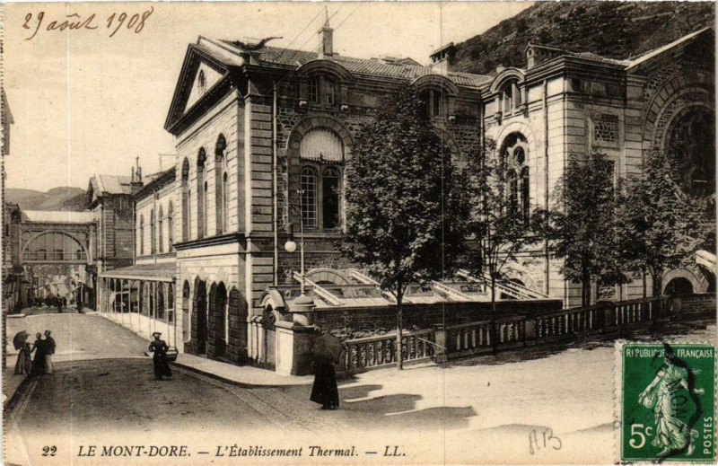 Carte postale ancienne Le Mont-Dore L'Etabl. thermal à Mont-Dore