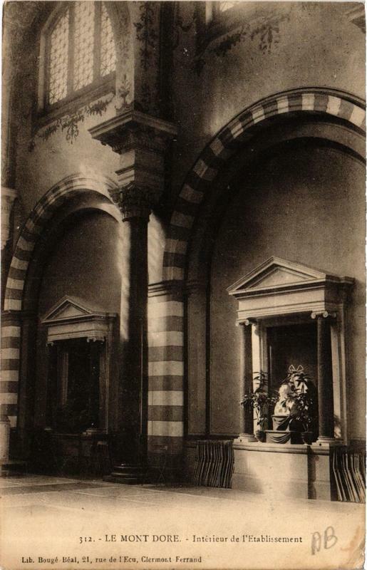 Carte postale ancienne Le Mont-Dore Intérieur de l'Etabl. à Mont-Dore