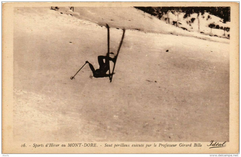 Carte postale ancienne Le Mont-Dore Saut perilleux exécuté par le Professeur à Mont-Dore