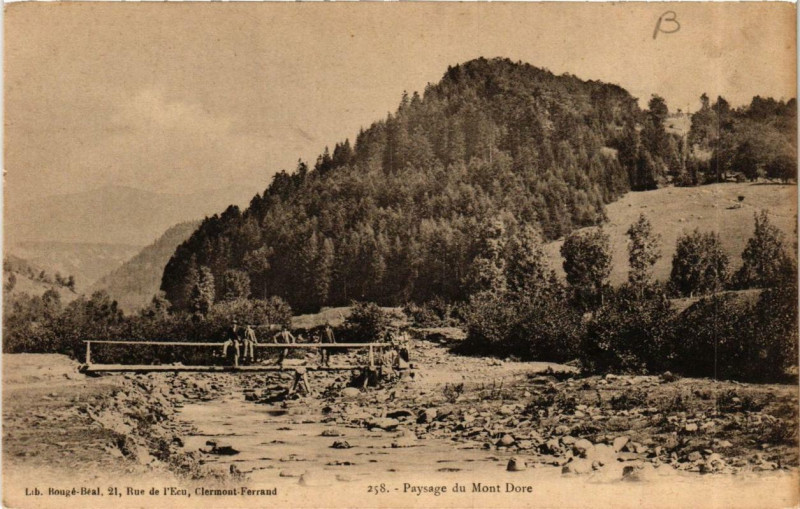 Carte postale ancienne Le Mont-Dore Paysage du Mont-Dore à Mont-Dore