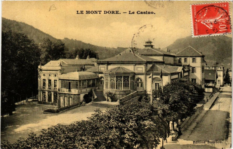 Carte postale ancienne Le Mont-Dore Le Casino à Mont-Dore