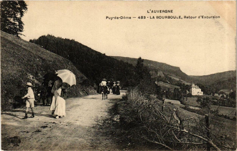 Carte postale ancienne La Bourboule Retour d'Excursion à La Bourboule