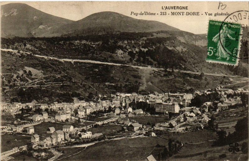Carte postale ancienne Le Mont-Dore Vue Generale à Mont-Dore