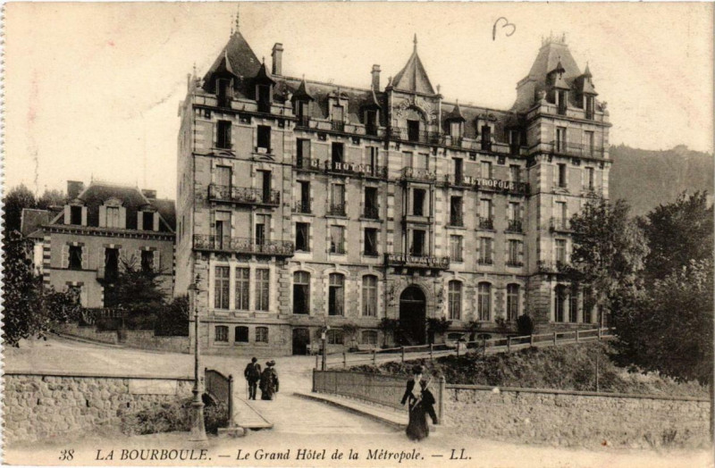 Carte postale ancienne La Bourboule Le Grand Hotel de la Métropole à La Bourboule