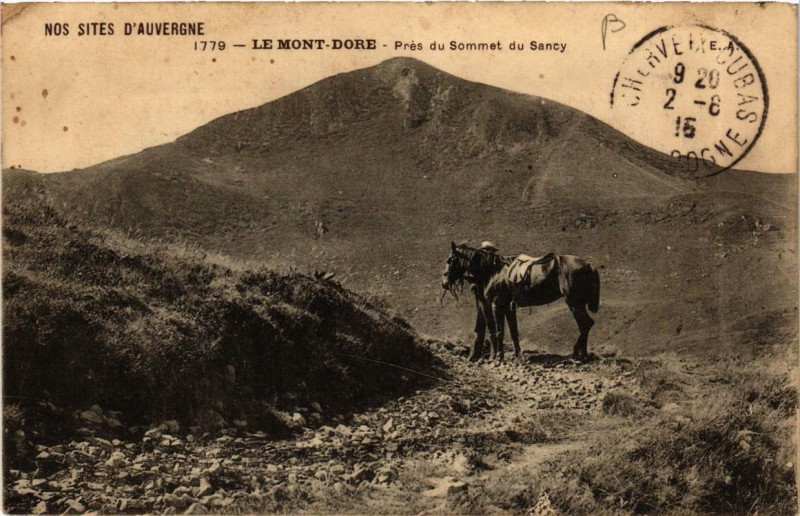 Carte postale ancienne Le Mont-Dore pres du Sommet du Sancy à Mont-Dore