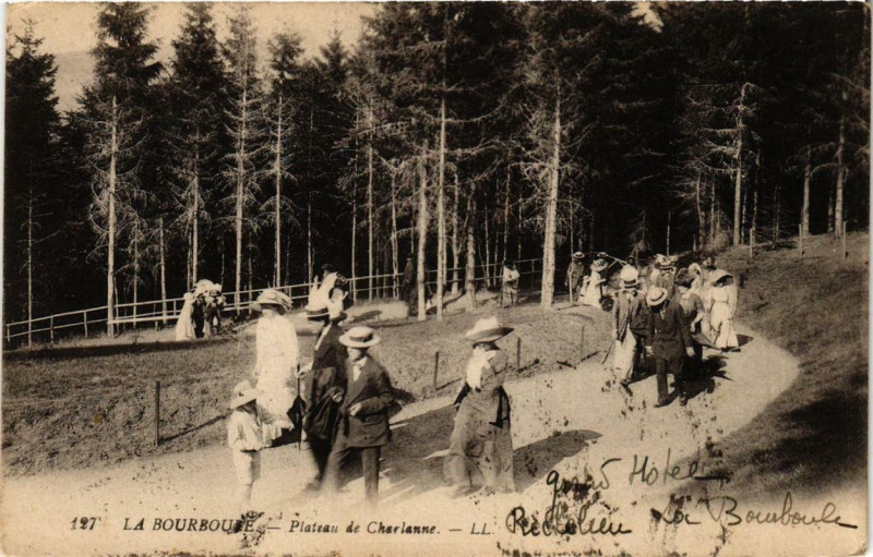 Carte postale ancienne La Bourboule Plateau de Charlanne à La Bourboule
