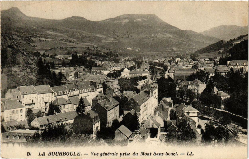 Carte postale ancienne La Bourboule Vue generale prise du Mont Sans-Souci à La Bourboule