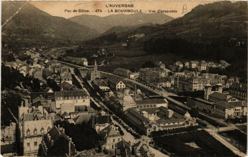 Carte postale ancienne La Bourboule Vue d'ensemble à La Bourboule