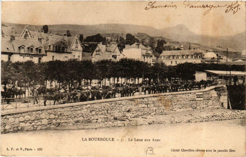 Carte postale ancienne La Bourboule La Loue aux Anes à La Bourboule