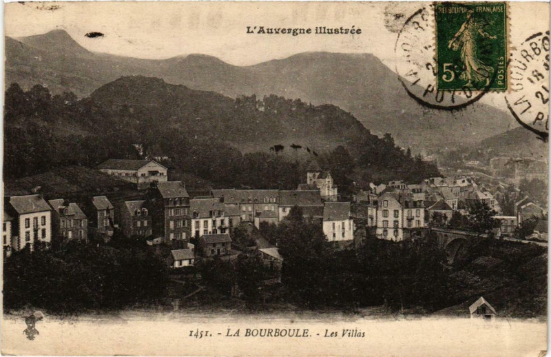 Carte postale ancienne La Bourboule Les Villas à La Bourboule