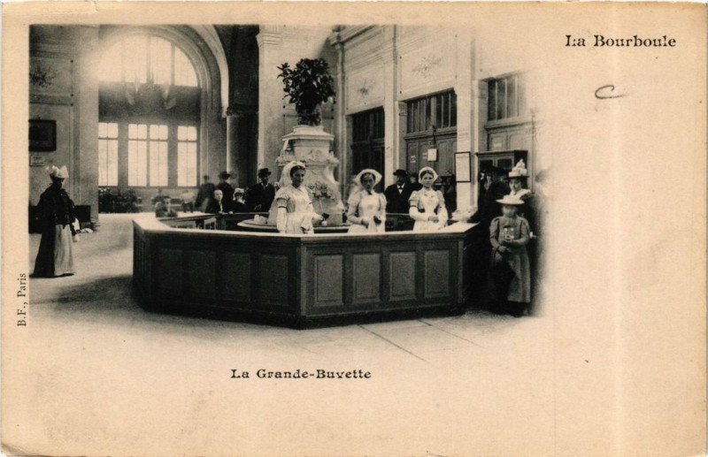 Carte postale ancienne La Bourboule La Grande Buvette à La Bourboule