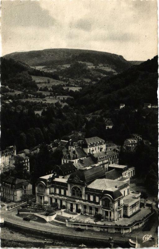 Carte postale ancienne La Bourboule Le Casino à La Bourboule