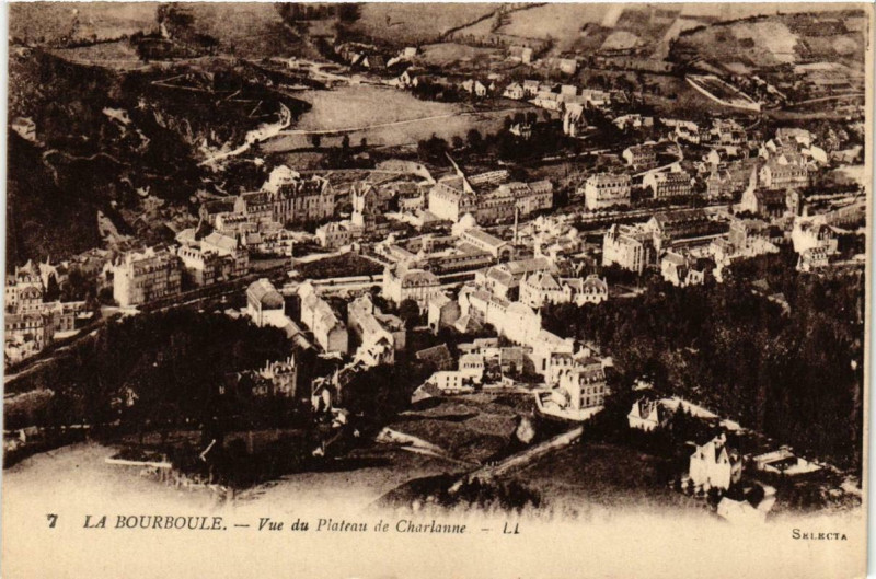 Carte postale ancienne La Bourboule Vue du Plateau de Charlanne à La Bourboule