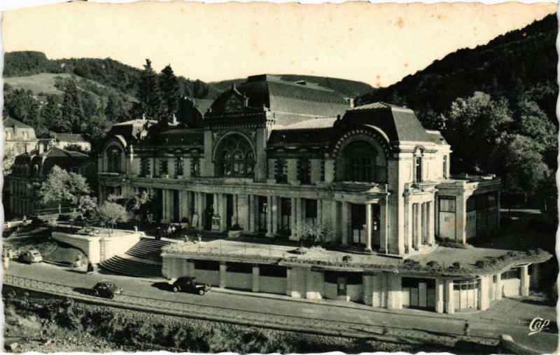 Carte postale ancienne La Bourboule Le Casino à La Bourboule