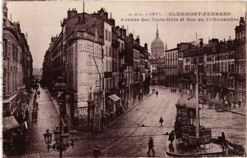 Carte postale ancienne Clermont-Ferrand Avenue des Etats-Unis et Rue du 11 novembre à Clermont-Ferrand