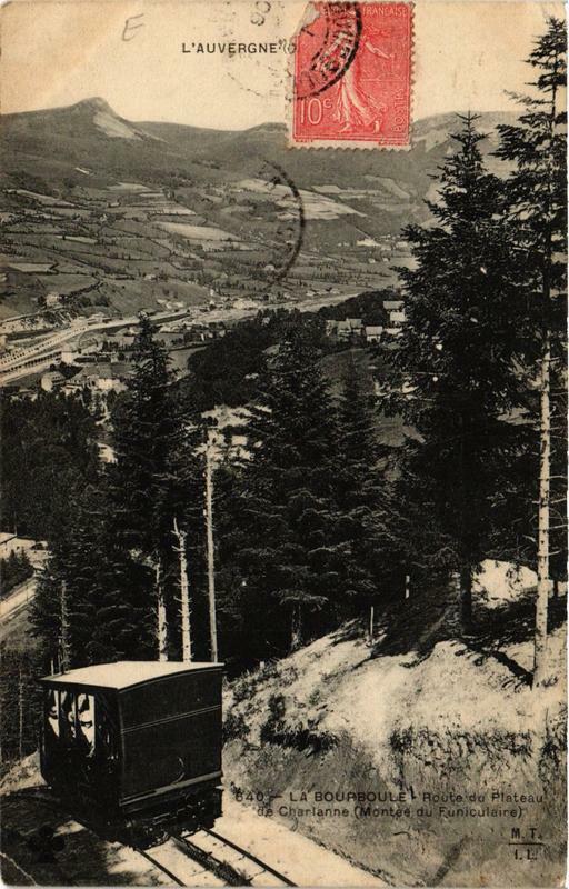 Carte postale ancienne La Bourboule Route du Plateau de Charlanne à La Bourboule