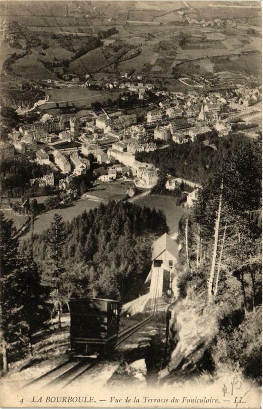 Carte postale ancienne La Bourboule Vue de la Terrasse du Funiculaire à La Bourboule