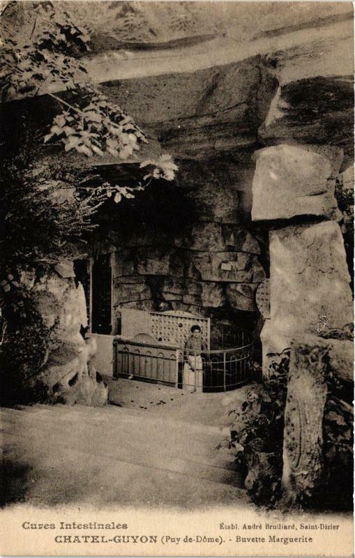 Carte postale ancienne Chatel-Guyon Buvette Marguerite
