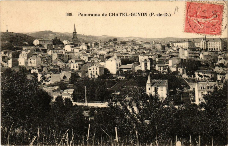 Carte postale ancienne Chatel-Guyon Panorama