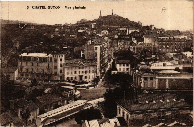 Carte postale ancienne Chatel-Guyon Vue Generale