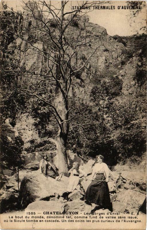 Carte postale ancienne Chatel-Guyon Les Gorges d'Enval à Enval