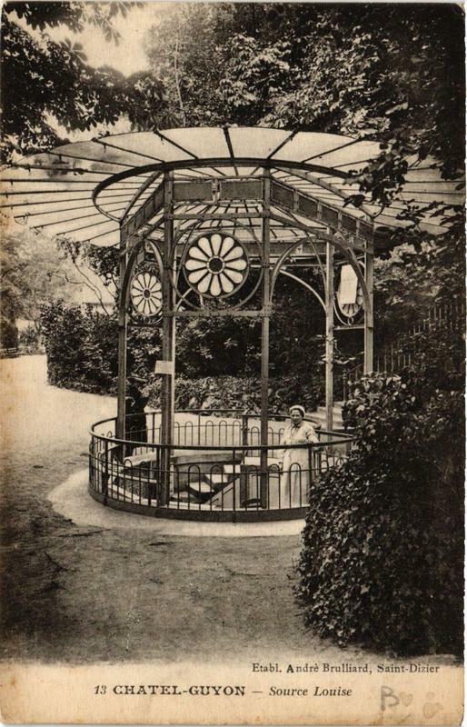 Carte postale ancienne Chatel-Guyon Source Louise