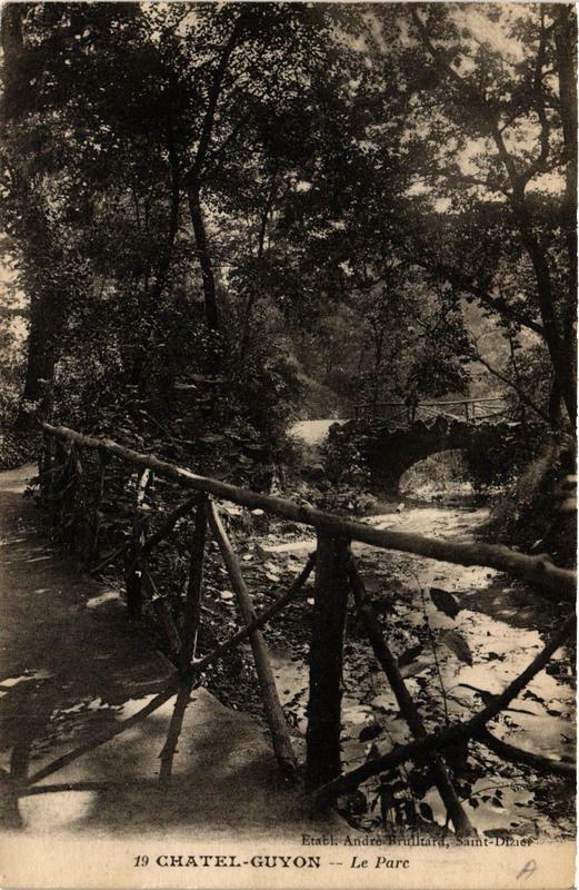 Carte postale ancienne Chatel-Guyon Le Parc