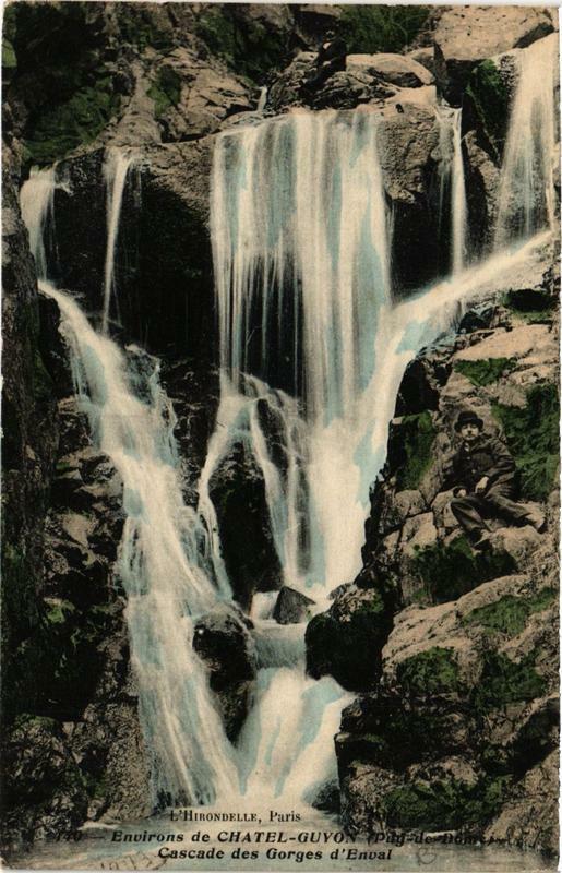 Carte postale ancienne Chatel-Guyon Cascade des Gorges d'Enval à Enval