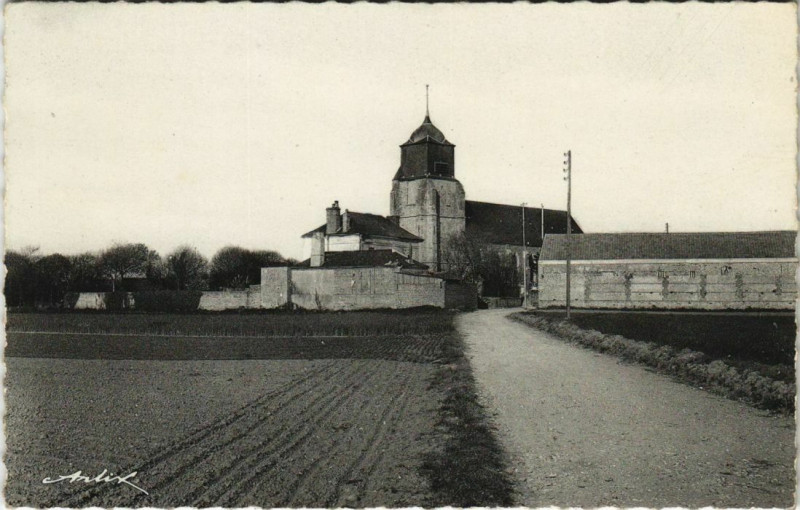 Carte postale ancienne Saint-Firmin Eglise