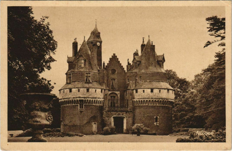Carte postale ancienne Chateau de Rambures à Rambures