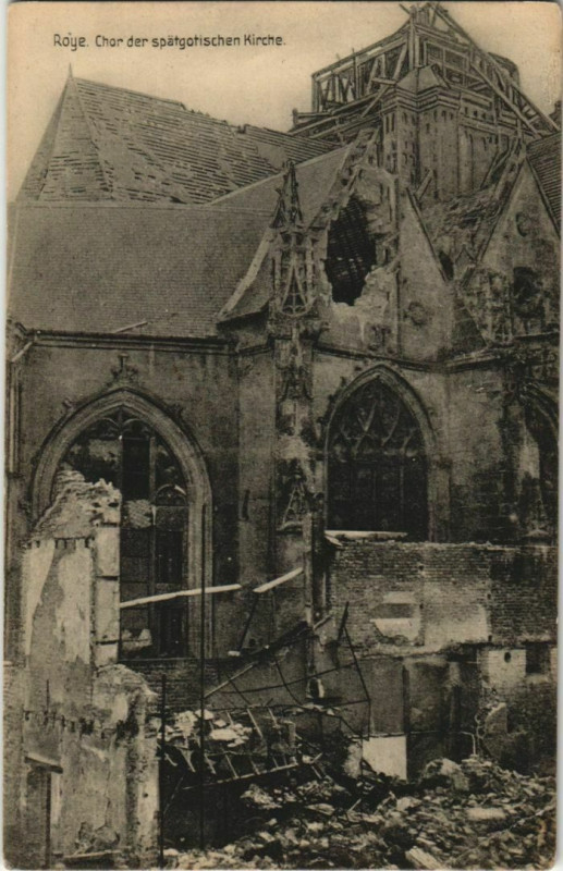 Carte postale ancienne Guerre Roye Chor der Kirche à Roye