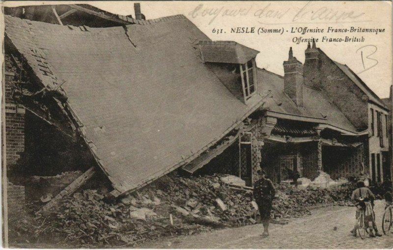 Carte postale ancienne Guerre Nesle Offensive à Nesle