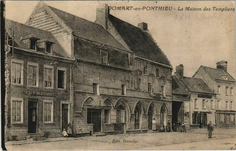 Carte postale ancienne Pomart-en-Ponthieu La Maison des Templiers