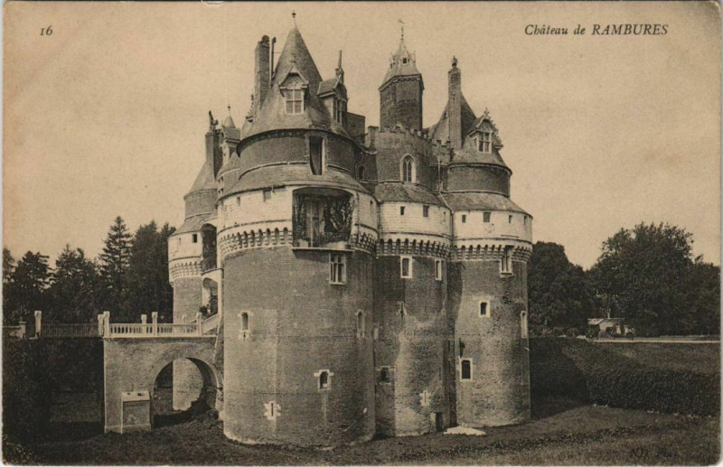 Carte postale ancienne Chateau de Rambures à Rambures