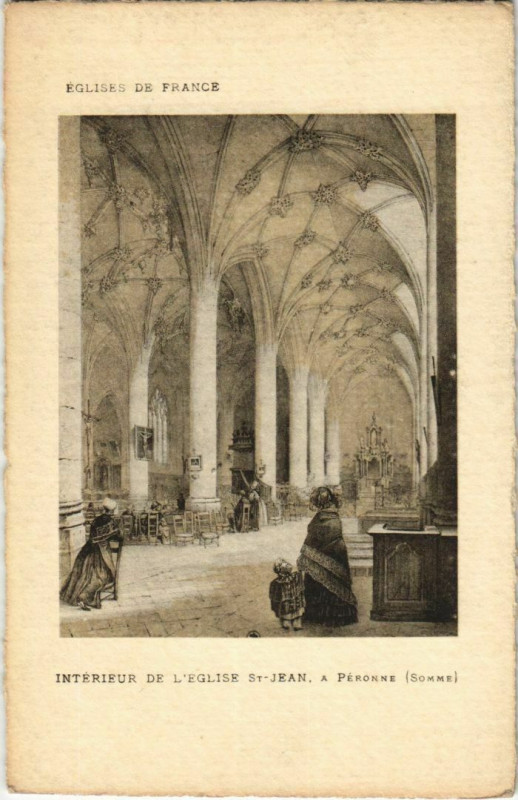 Carte postale ancienne Peronne Intérieur de l'Eglise