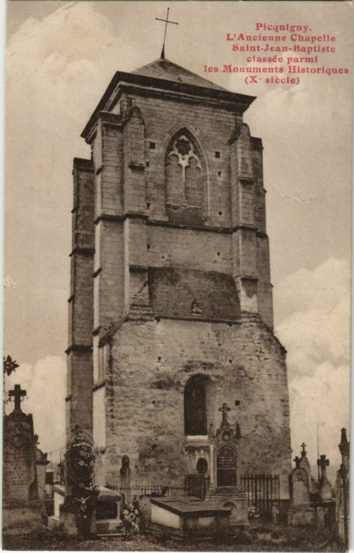 Carte postale ancienne Picquigny Ancienne Chapelle Saint-Jean-Baptiste à Picquigny